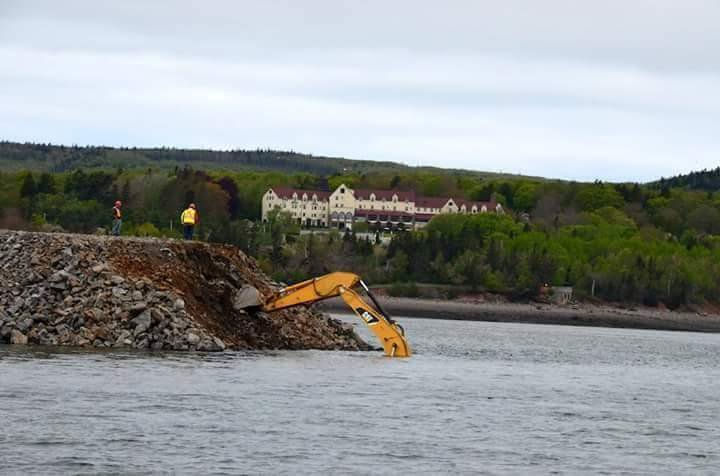 FUNNIEST GEOTECHNICAL & EXCAVATION IMAGES!